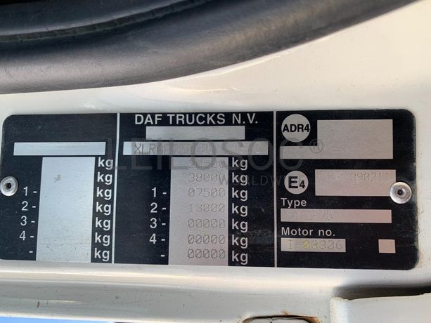 DAF CF 75.360 Tribasculante com Grua · Ano 2007