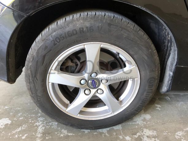 Volvo V60 · Ano 2016