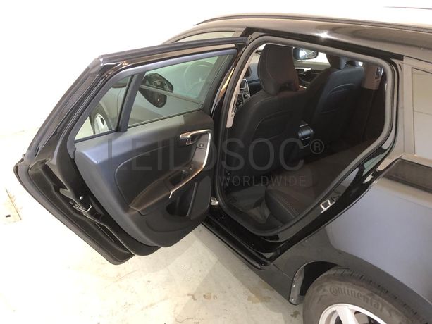 Volvo V60 · Ano 2016