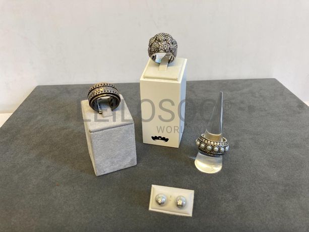 Par de brincos + Anéis