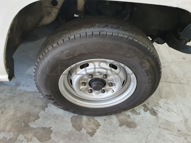 Mitsubishi L200 pick-up 2.5D · Ano 1991