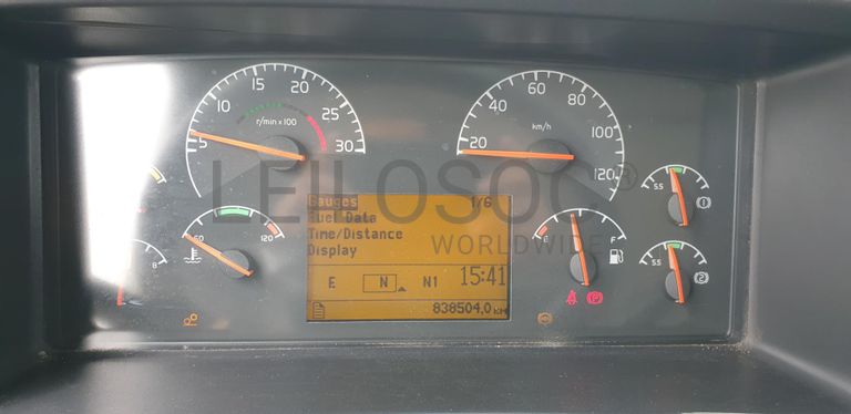 Volvo FM 12 380 · Ano 2004