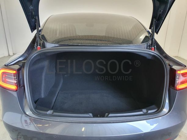 Tesla Model 3 Elétrico · Ano 2020