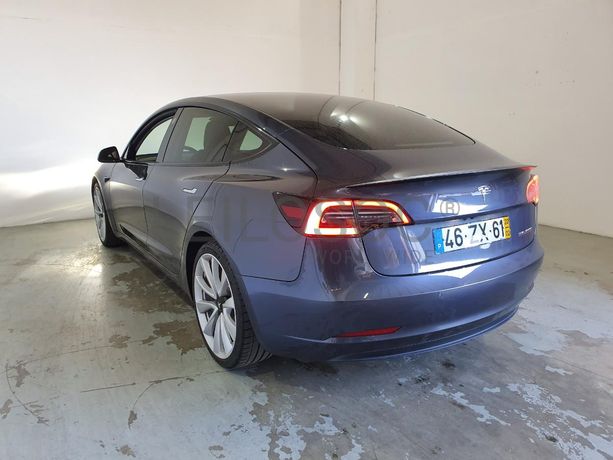 Tesla Model 3 Elétrico · Ano 2020