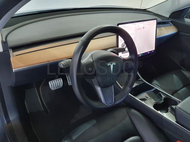 Tesla Model 3 Elétrico · Ano 2020