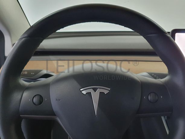 Tesla Model 3 Elétrico · Ano 2020