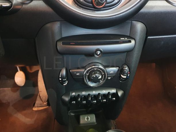 Mini Clubman 1.6 D · Ano 2013