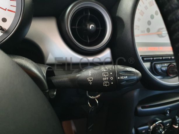 Mini Clubman 1.6 D · Ano 2013