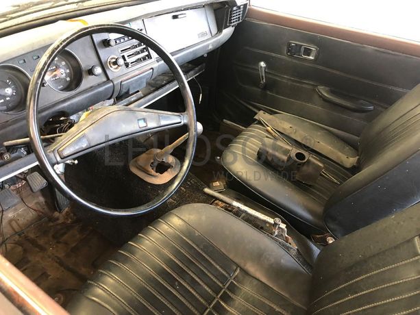 Toyota Corolla 1200 Sedan