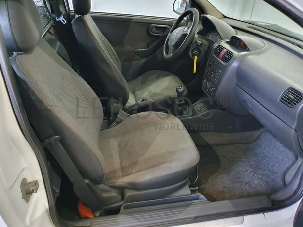 Opel Corsa C Van1.7DI · Ano 2001