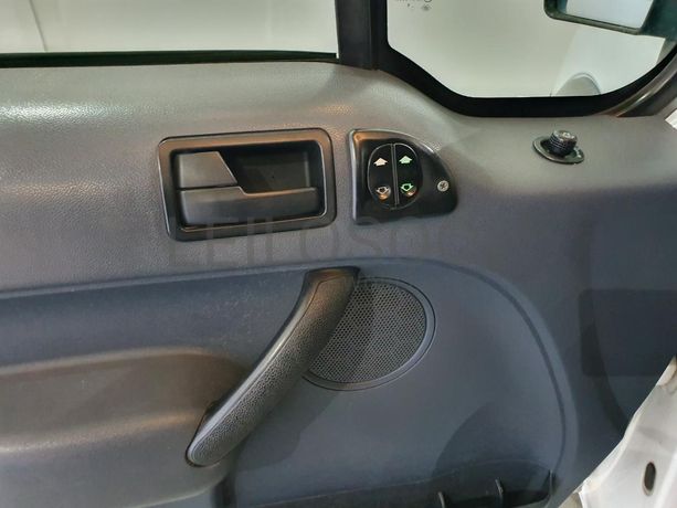 Ford Transit Connect 1.8 TDCI · Ano 2009