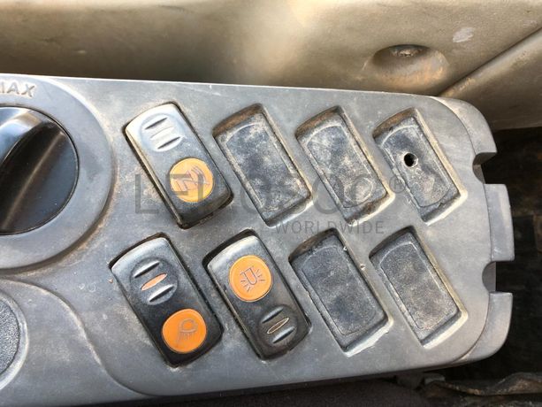 Giratória Rastos Komatsu PC88MR-8