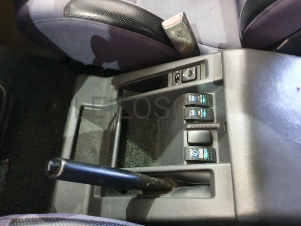 Nissan Patrol GR 2.8 TD 4x4 · Ano 1993