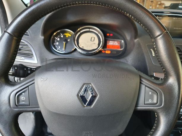 Renault Mégane 1.5 DCI · Ano 2015