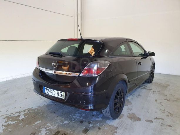 Opel Astra 1.3 CDTI · Ano 2008