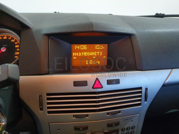 Opel Astra 1.3 CDTI · Ano 2008