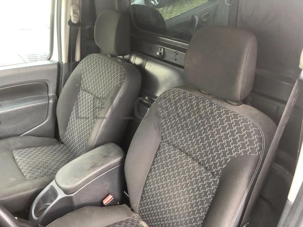 Renault Kangoo 1.5 DCI · Ano 2016