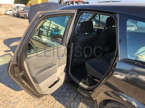 Renault Mégane Scénic 1.5 DCI · Ano 2004