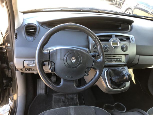 Renault Mégane Scénic 1.5 DCI · Ano 2004