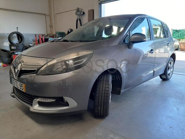 Renault Scénic 1.5 DCI · Ano 2014