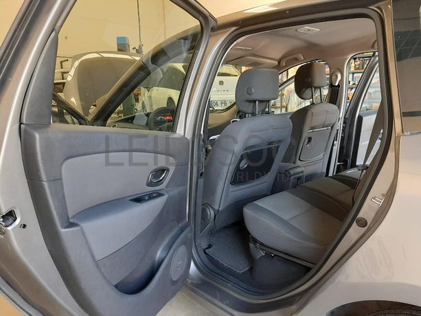 Renault Scénic 1.5 DCI · Ano 2014