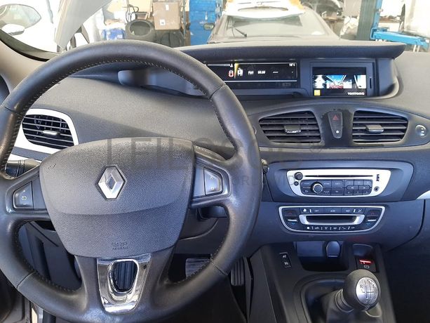 Renault Scénic 1.5 DCI · Ano 2014