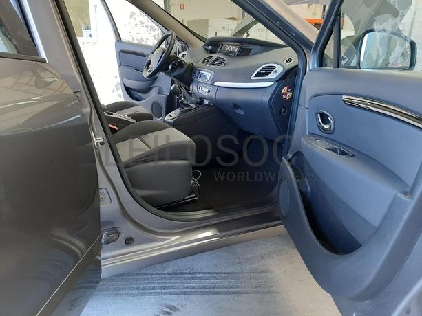 Renault Scénic 1.5 DCI · Ano 2014