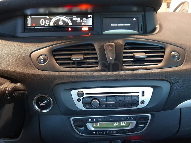 Renault Scénic 1.5 DCI · Ano 2014