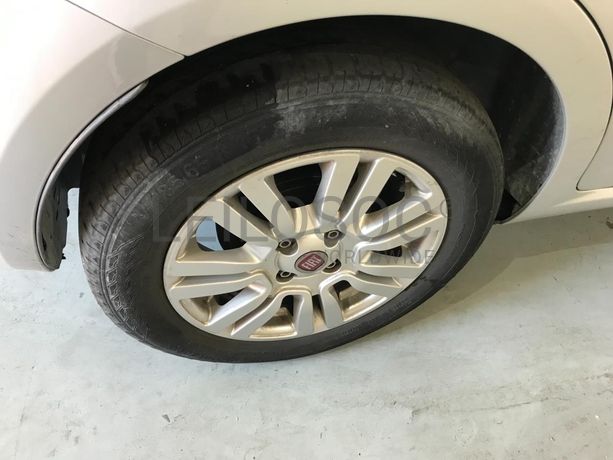 Fiat Punto 1.2 · Ano 2016