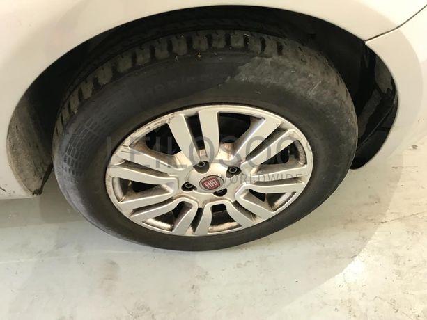 Fiat Punto 1.2 · Ano 2016