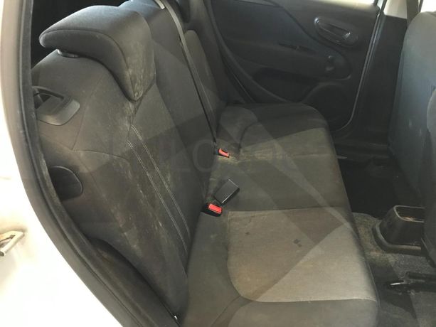 Fiat Punto 1.2 · Ano 2016