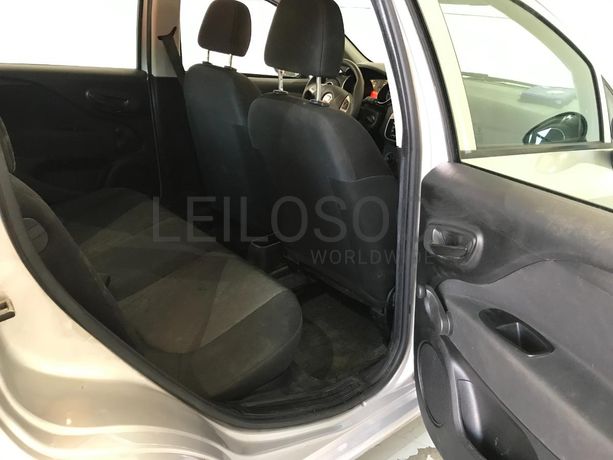 Fiat Punto 1.2 · Ano 2016