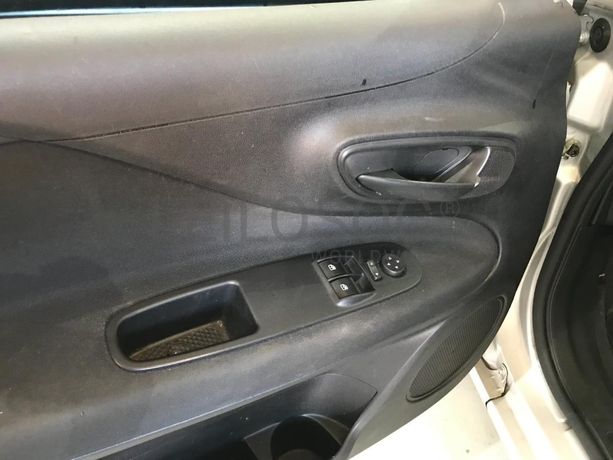 Fiat Punto 1.2 · Ano 2016