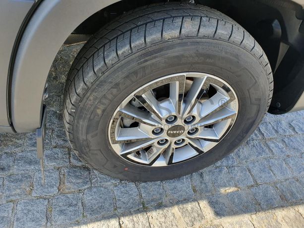 Reboque Pronto Socorro Iveco · Ano 2023