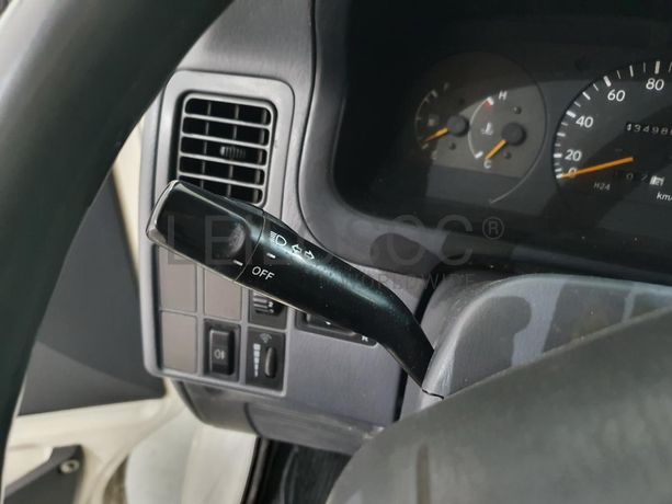 Toyota Hiace 2.4D · Ano 2001