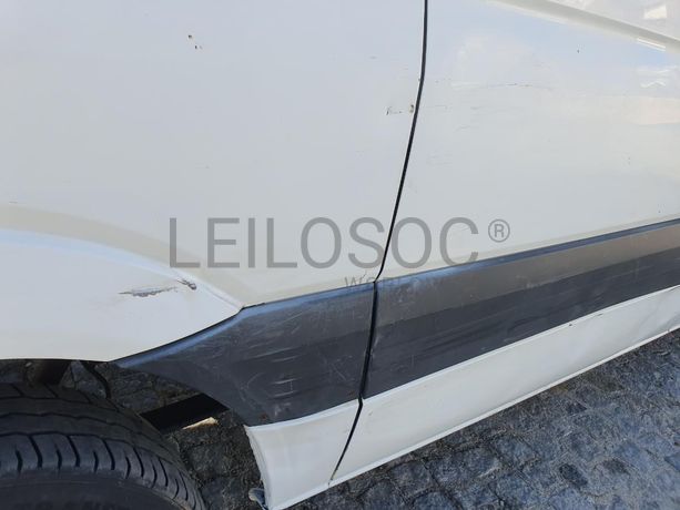 Mercedes-Benz Sprinter 210 CDI · Ano 2011