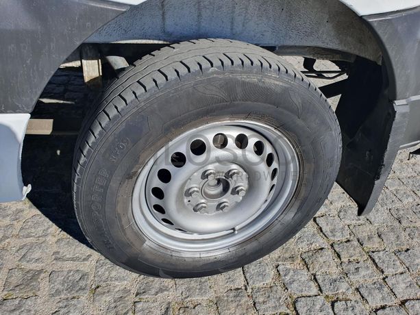 Mercedes-Benz Sprinter 210 CDI · Ano 2011