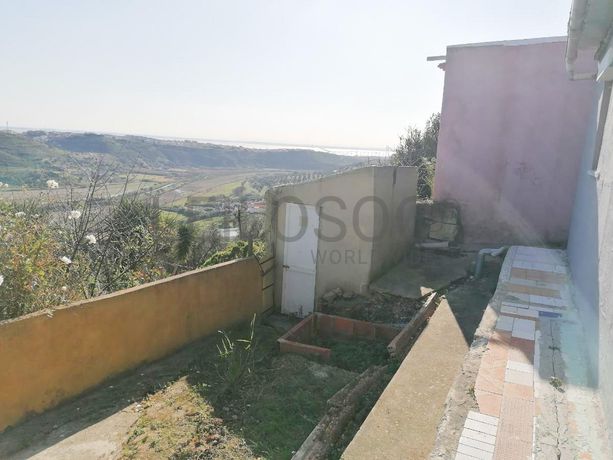 Quinhão Hereditário · Loures