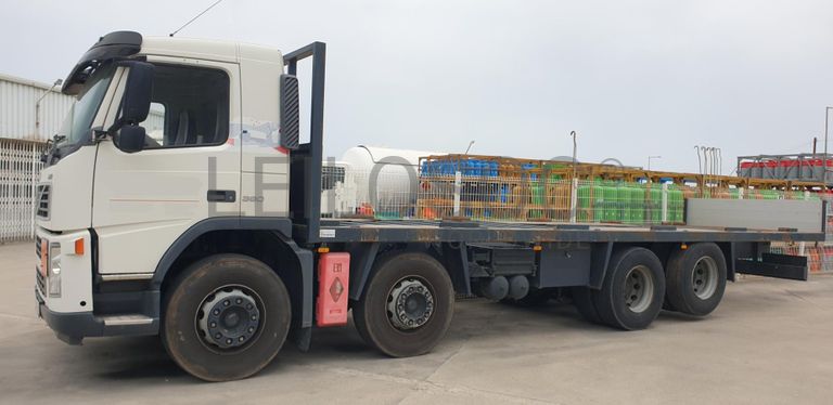 Volvo FM 12 380 · Ano 2004