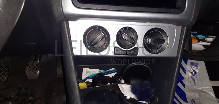 Volkswagen Polo 1.2TDI · Ano 2012