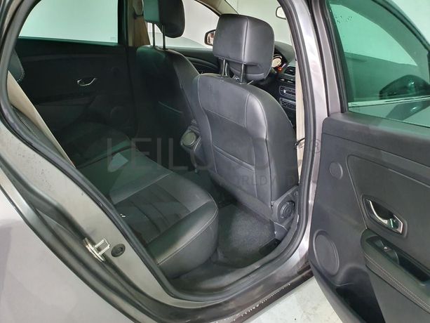 Renault Mégane 1.6 DCI · Ano 2014