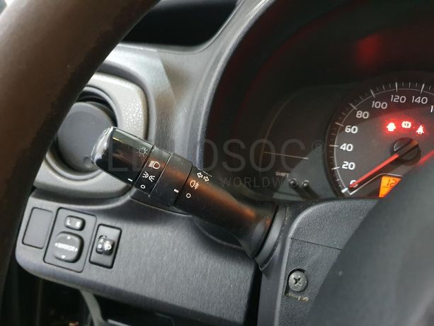 Toyota Yaris 1.0 · Ano 2012