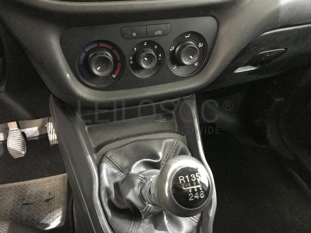Fiat Doblo 1.6 D Multijet · Ano 2015