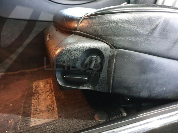 Mercedes-Benz CLS 320 3.0 CDI · Ano 2007