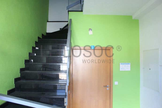 Totalidade: Lotes 1 a 5 · Lojas · Escritórios