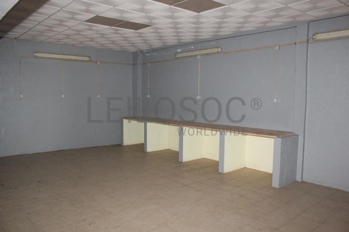 Totalidade: Lotes 1 a 5 · Lojas · Escritórios