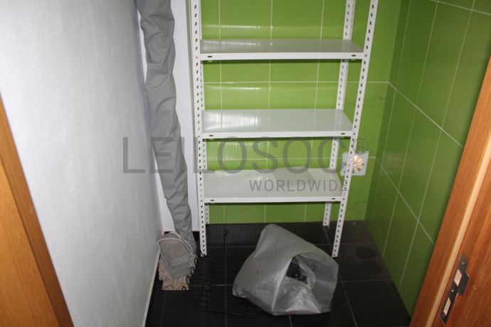 Totalidade: Lotes 1 a 5 · Lojas · Escritórios