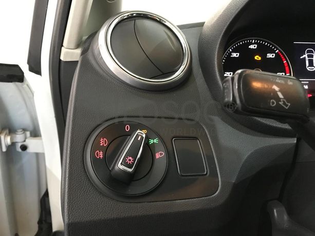 Seat Ibiza 1.4 TDI · Ano 2016