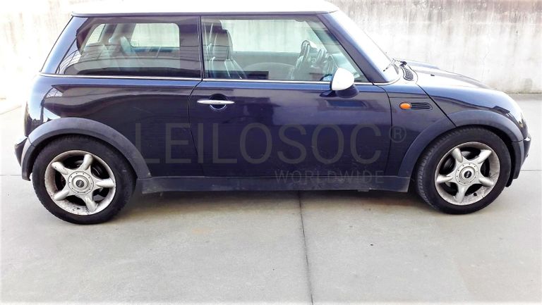 Mini Cooper R80 · Ano 2002