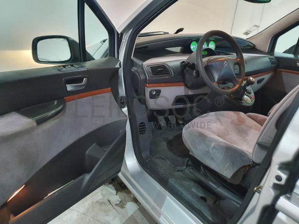 Citroën C8 2.0 HDI · Ano 2003
